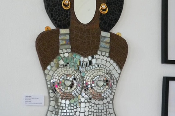 DISCO DIVA FIGURE